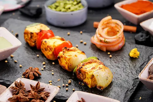 Achari Paneer Tikka