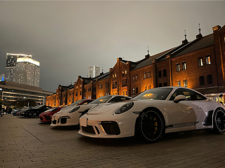911 クーペの赤レンガ倉庫・エキサイティングポルシェ・GT3・関東遠征・新しい友達探し失敗😎に関するカスタム事例の投稿画像4枚目