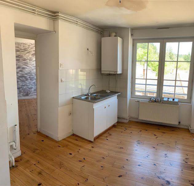 Vente appartement 3 pièces 67 m² à La Séauve-sur-Semène (43140), 72 000 €