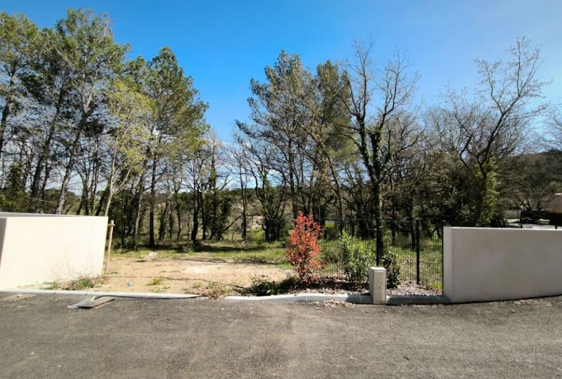  Vente Terrain à bâtir - 651m² à La Roque-d'Anthéron (13640) 