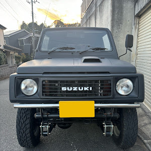 ジムニー JA11V