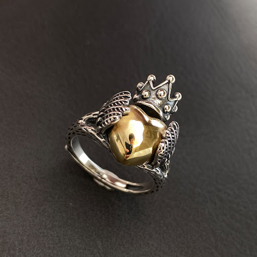 Title 5, Ins Gold and Silver Contrast Color Retro Crown ...