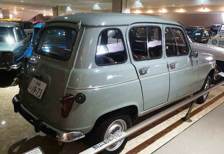 スカイラインの石川県 自動車博物館🚗・第5弾！！！！！・車バカ一代・おフランス🇫🇷✨ ざぁます⁉️w🧡🤣・フレンチ🇫🇷は？⚠️… 濃厚❓️🧡🤤に関するカスタム事例の投稿画像6枚目