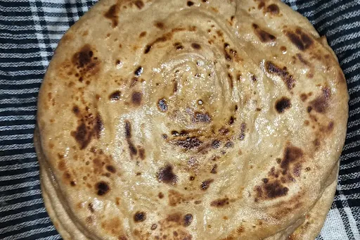 2 Laccha Paratha With Aloo Dum & Pickle