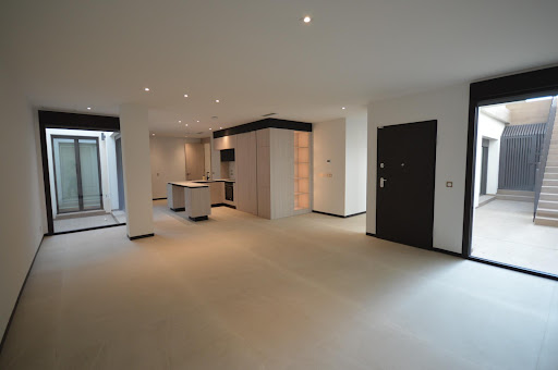 Property with pool 5