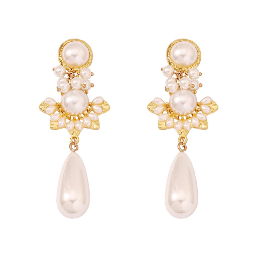 Title 6, European and American High Class Elegant Ear Studs