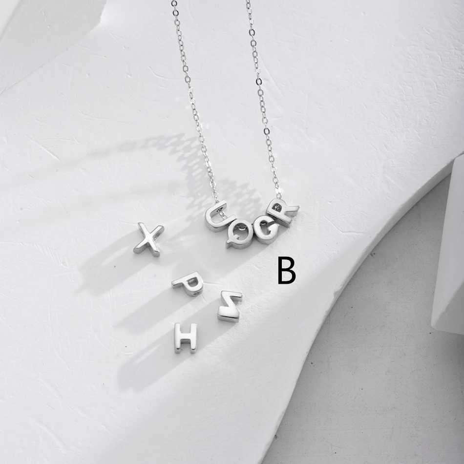 Collier DIY en argent sterling S925 avec 26 lettres anglaises, pendentif cœur brillant, style simple et élégant pour un look personnalisé.