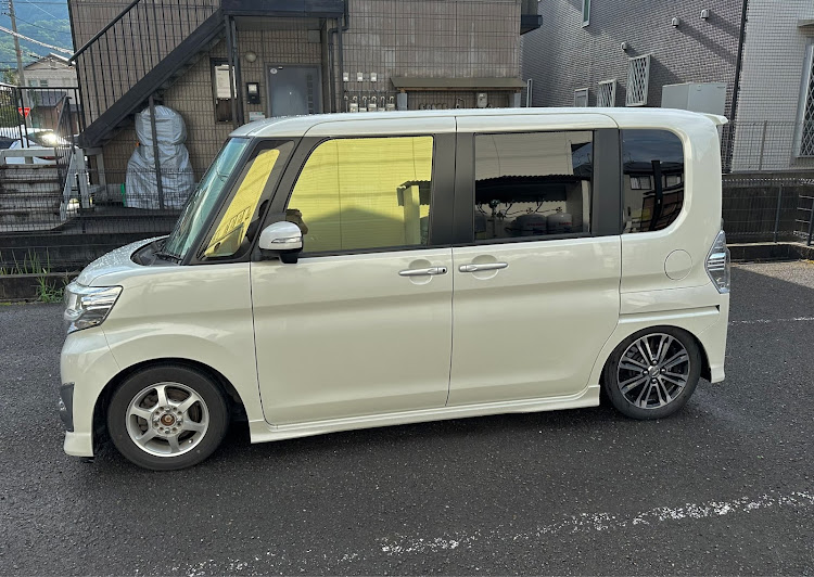 タントカスタムのスパッタゴールド60に関するカスタム事例の投稿画像1枚目