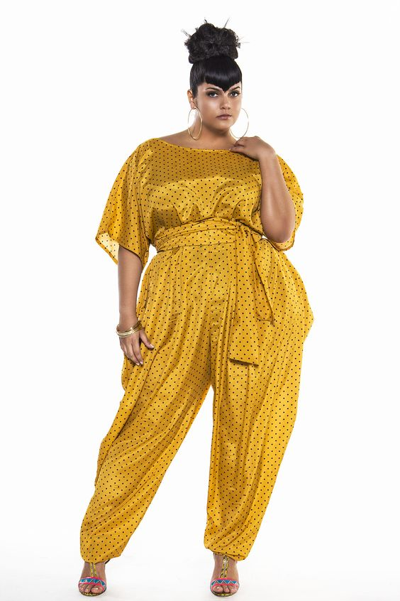 Jumpsuit styles: Lady slays in polka dots jumpsuit