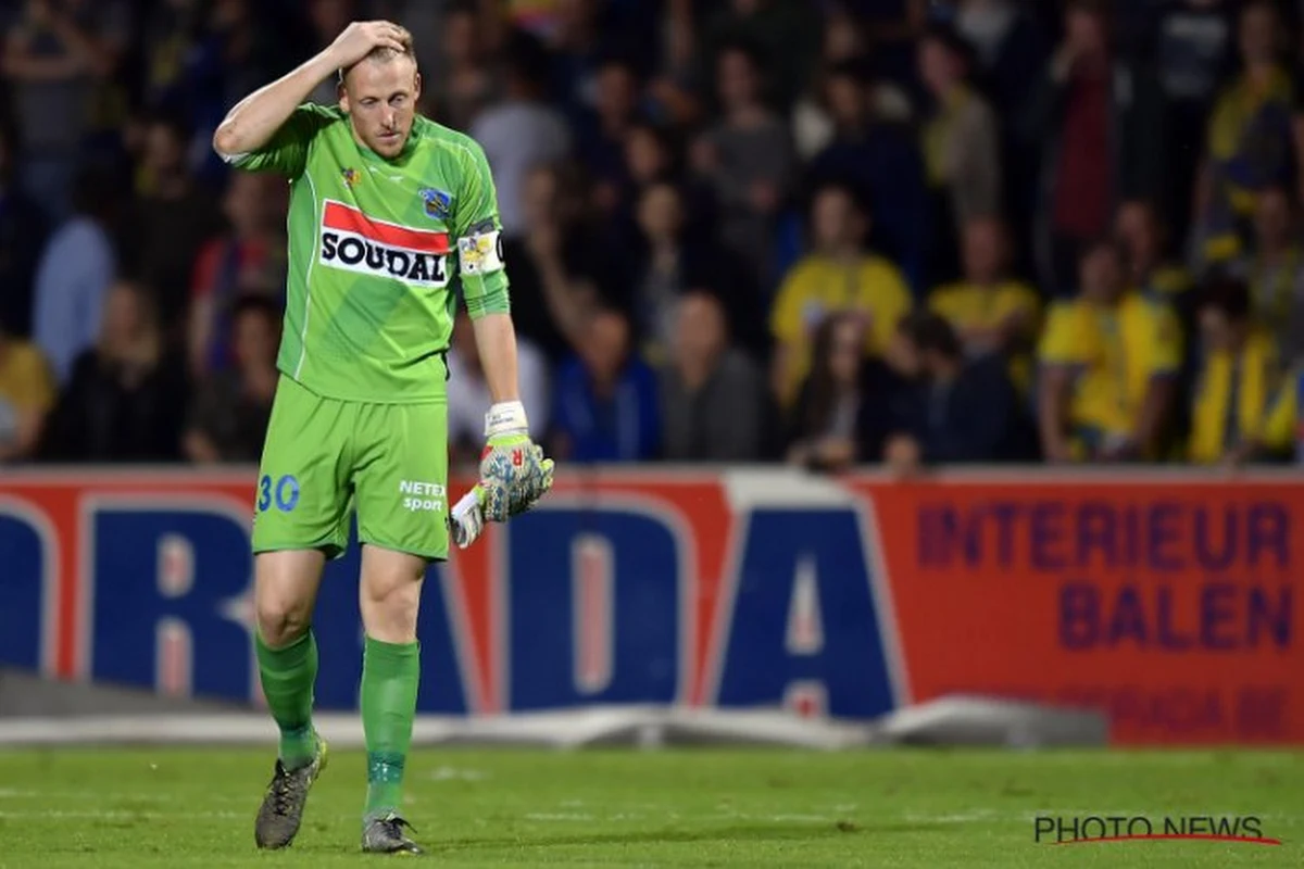 VIDEO: Westerlo-fans zijn het beu: "Shame on you" en geroep om Bob Peeters