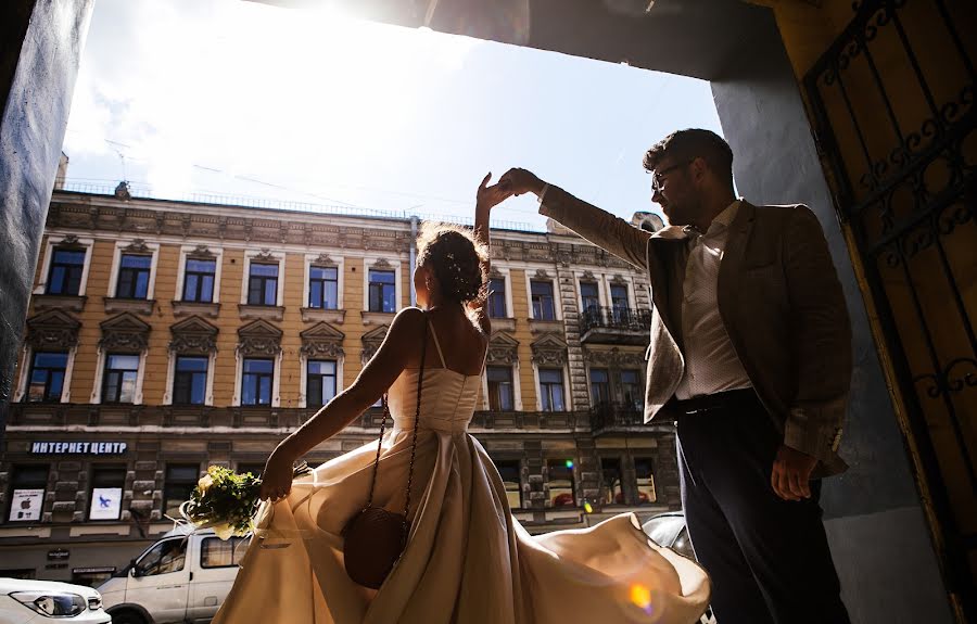 Fotógrafo de casamento Elena Mikhaylova (elenamikhaylova). Foto de 29 de julho 2019