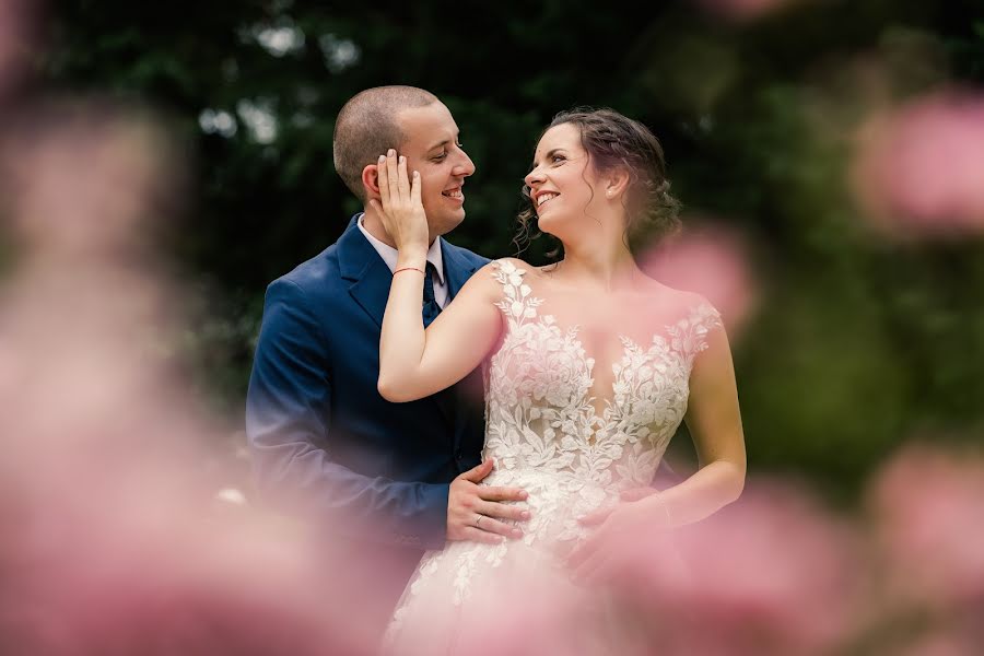 Fotógrafo de casamento Szabolcs Hőbér (hobersz). Foto de 13 de agosto 2023