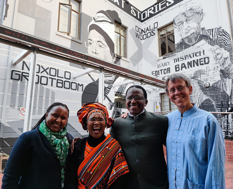 A mural to celebrate legendary journalists and broadcasters, named the JMS50, was unveiled by the Rhodes University School of Journalism and Media Studies on Friday. At the occasion were, from left, Rhodes deputy vice-chancellor: Research, Innovation and Partnerships Dr Nomakwezi Mzilikazi, veteran news anchor Dr Noxolo Grootboom, Rhodes vice-chancellor Professor Sizwe Mabizela and School of Journalism and Media Studies acting head Dr Jeanne du Toit
