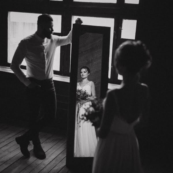 Photographe de mariage Aleksandr Varukha (varuhovski). Photo du 4 janvier 2019