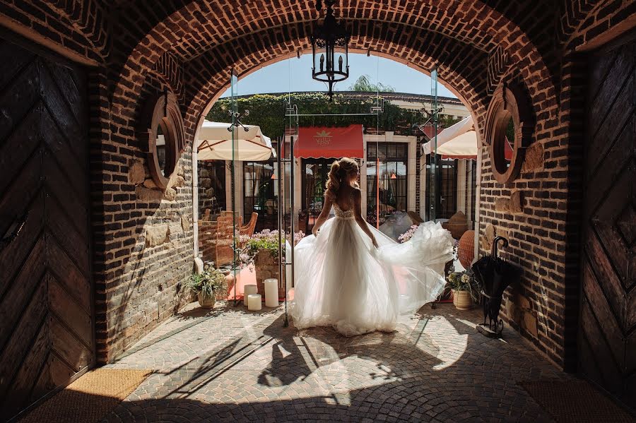 Fotógrafo de casamento Vyacheslav Puzenko (puzenkophoto). Foto de 3 de setembro 2019