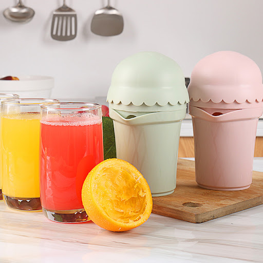 Title 5, Mini Plastic Cup Manual Juicer Portable Lemon S...
