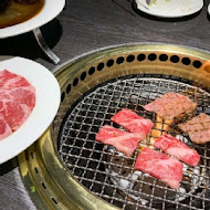 屋馬燒肉料亭(園邸店)