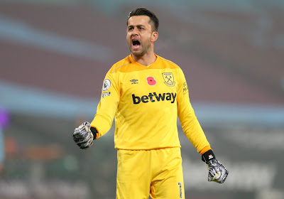 Les larmes de Fabianski, qui disputait son dernier match avec la Pologne