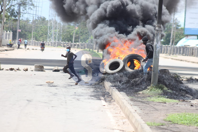 Azimio La Umoja supporters near Kibuye market in Kisumu on May 2, 2023.