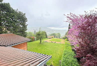 Maison avec piscine et terrasse 19