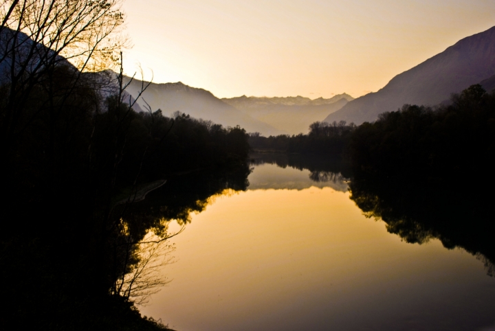 Sul fiume.. di Tiziana Detoni