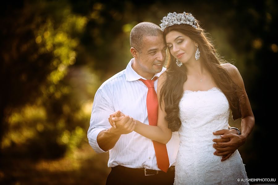 Fotografo di matrimoni Alisheykh Shakhmedov (alisheihphoto). Foto del 11 febbraio 2015