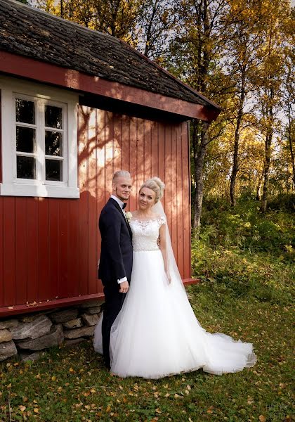 Photographe de mariage Trine Lise Halmøy (halmoyfoto). Photo du 14 mai 2019