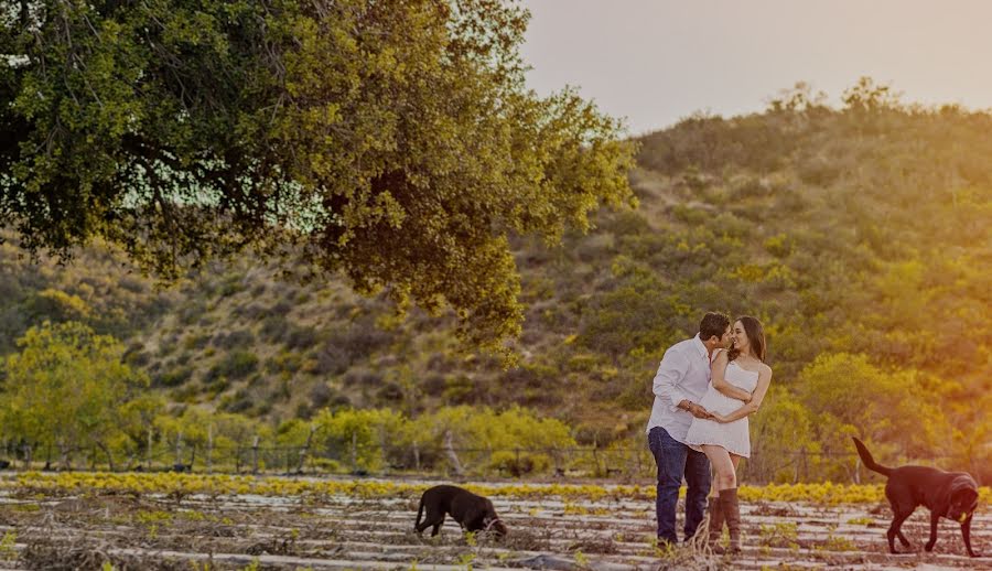 Wedding photographer Milton Rios (miltonrios). Photo of 10 July 2015