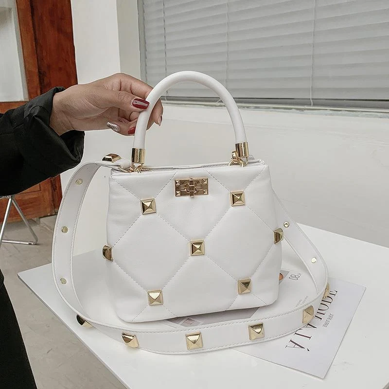 Title 9, Große, tragbare Rhombus-Messenger-Tasche mit Ni...