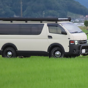 ハイエースバン GDH206V