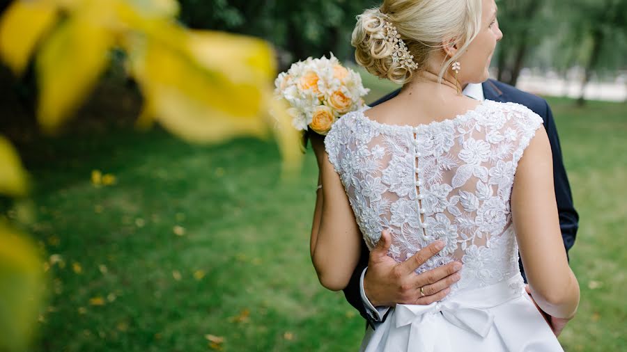 Fotógrafo de casamento Evgeniy Belousov (belousov). Foto de 22 de outubro 2015