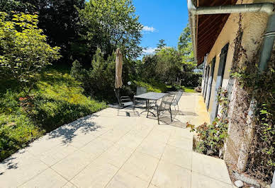 Maison avec piscine et terrasse 2