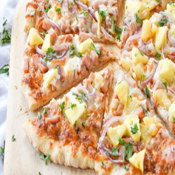 Medium Hawaiian Pizza