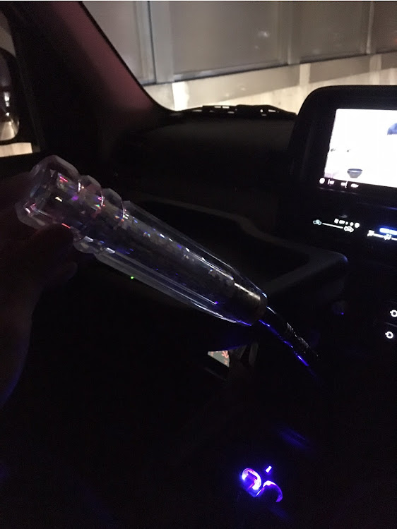 ハイゼットカーゴの箱バン・軽バン・DIY・シフトノブ交換に関するカスタム事例の投稿画像1枚目