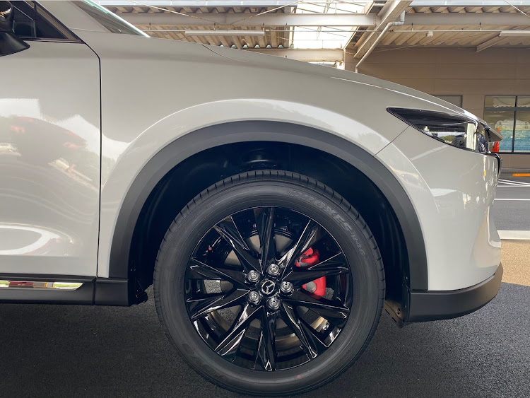 CX-8の洗車、コーティング・グラフェンコーティング・アダムスポリッシュ・cx-8・アダムス　グラフェンCS3に関するカスタム事例の投稿画像8枚目