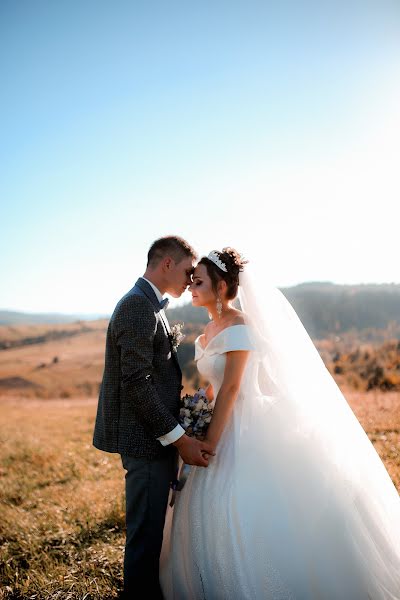 Bryllupsfotograf Anna Mulyarchuk (mulyarchuka). Foto fra marts 3 2019