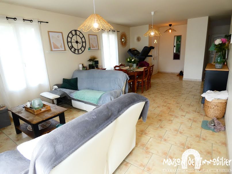 Vente maison 4 pièces 88 m² à Javrezac (16100), 214 000 €