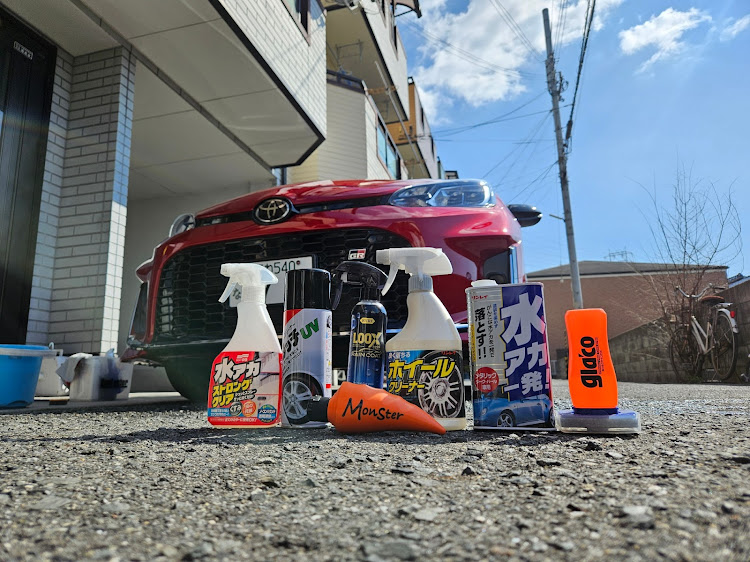 アクアの洗車・フロントガラス下地処理・モンスター・夜間撮影・レッドコラボに関するカスタム事例の投稿画像5枚目