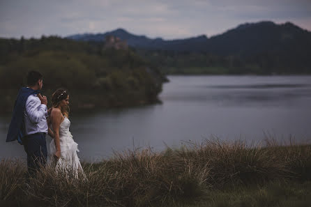 Fotografo di matrimoni Magdalena Sobieska (malenasobieska). Foto del 8 novembre 2017