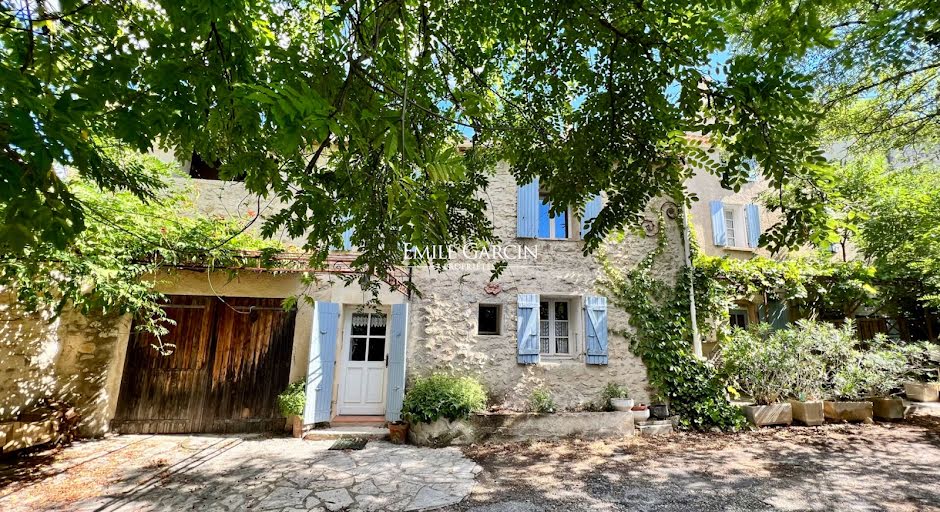 Vente maison 7 pièces 180 m² à Cucuron (84160), 580 000 €