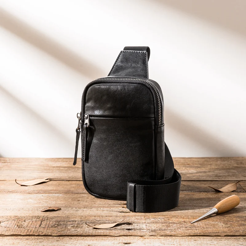 Title 4, Messenger Bag aus erstklassigem Rindsleder, sch...