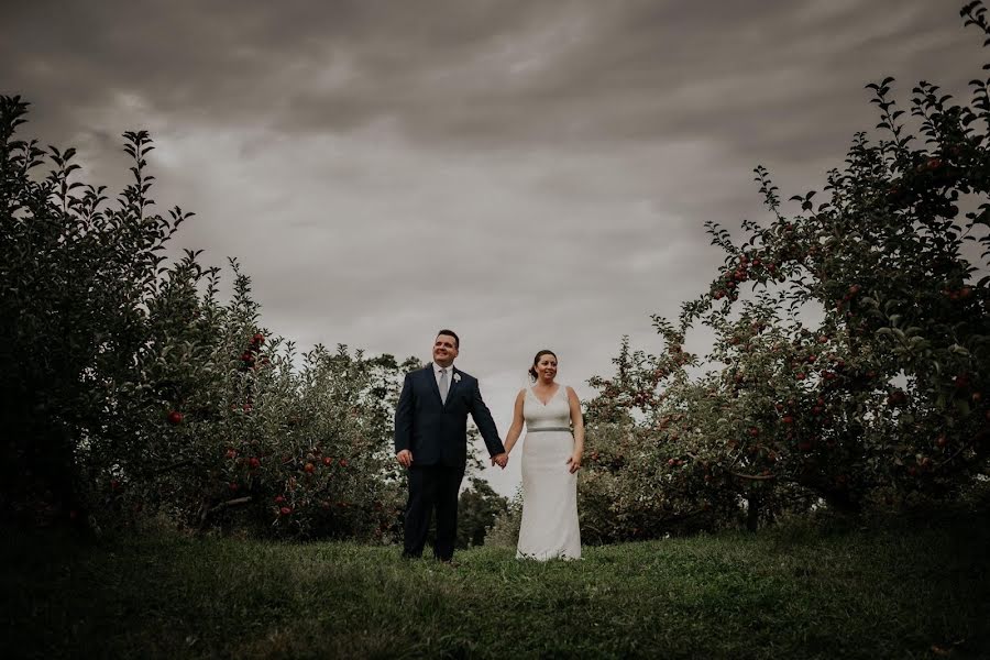 Fotograf ślubny Shana Perry (shanaperry). Zdjęcie z 9 września 2019