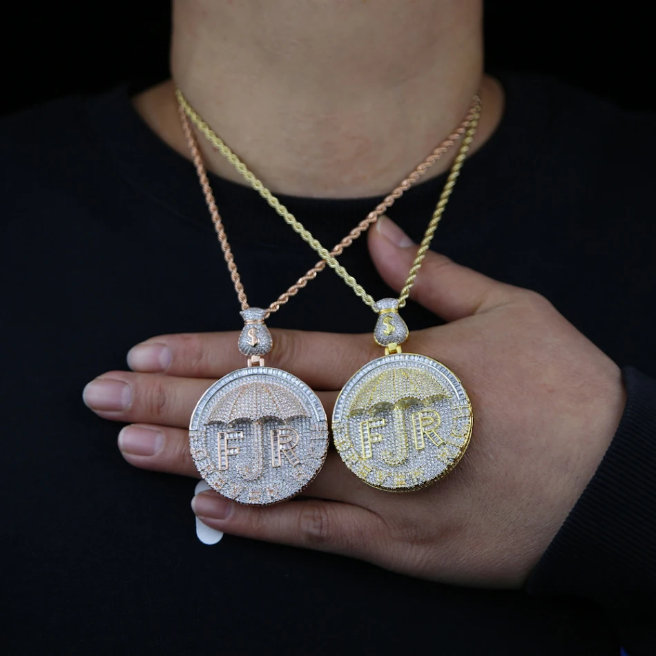Collier tendance homme avec pendentif lettre FR Hip Hop parapluie, un accessoire unique pour un style urbain et branché.