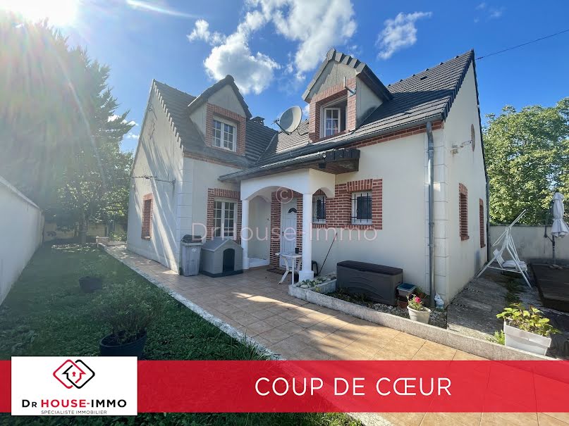 Vente maison 6 pièces 173 m² à Gien (45500), 230 000 €