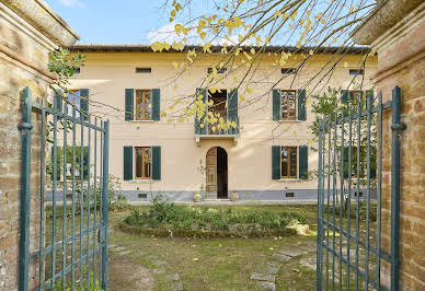 Villa with pool and garden 6