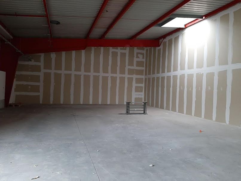 Location  locaux professionnels   à Cholet (49300), 3 773 €