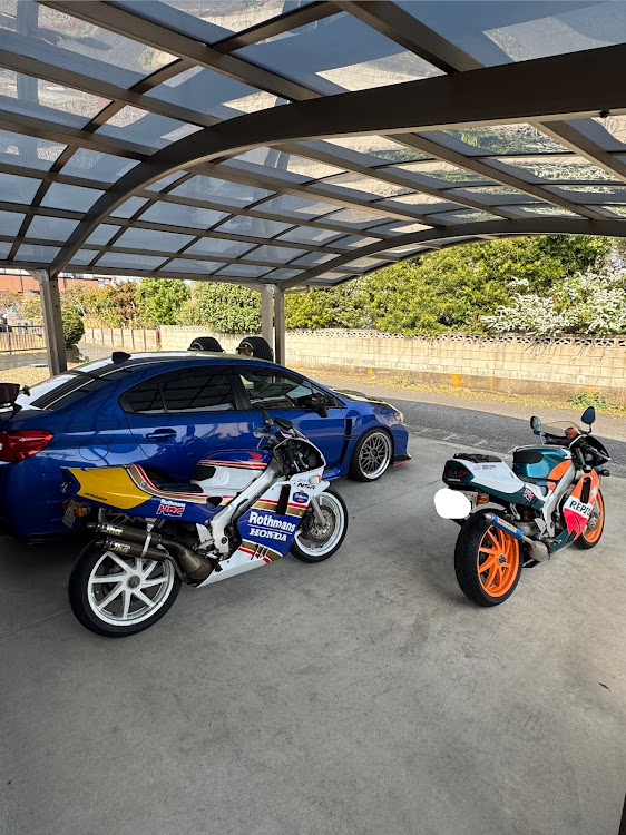 WRX STIのNSR250R ロスマンズ・NSR250R レプソル・ヨシムラ隼x1・黄砂と花粉は敵・春の風物詩と愛車に関するカスタム事例の投稿画像2枚目