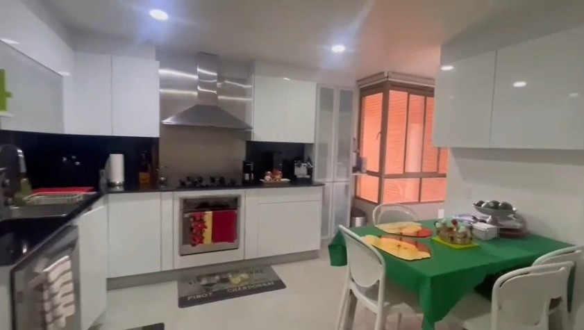 Apartamento En Venta - La Carolina, Bogota