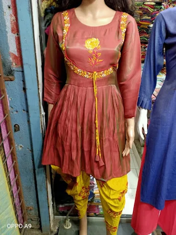 Mahalaxmi Boutique photo 