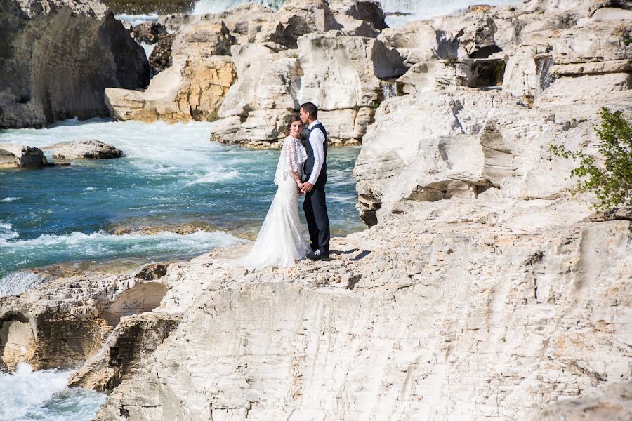 Fotografo di matrimoni Cinderella Van Der Wiel (cinderellaph). Foto del 24 aprile 2017